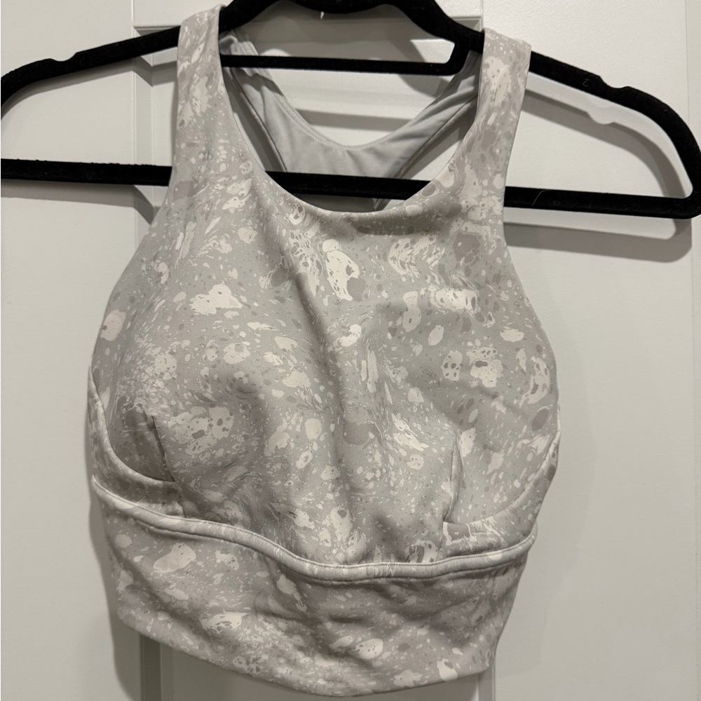Lululemon Long line Energy bra with high neck line - Gray/White Sports Bra